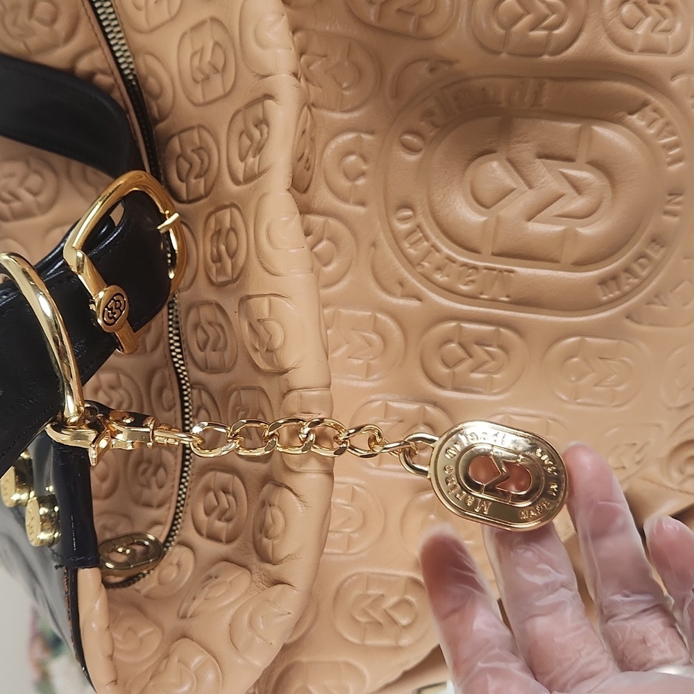 Marino Orlandi backpack or shoulder bag Huge-os with gold hardware - Picture 5 of 11